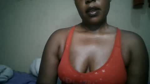 tracy304 online show from February 12, 2026, 3:51 pm