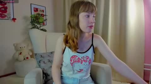 tracy_aww online show from February 10, 2026, 7:23 am