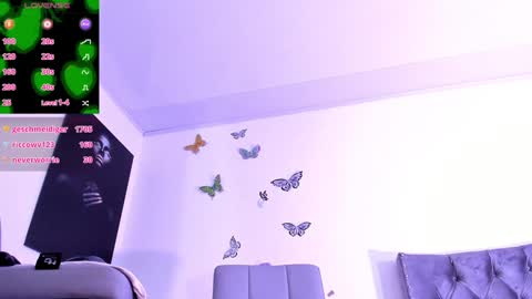 Snapshot of tracysuggar chatting on December 24, 2024, 5:44 pm Daniela online show from December 24, 2024, 5:44 pm