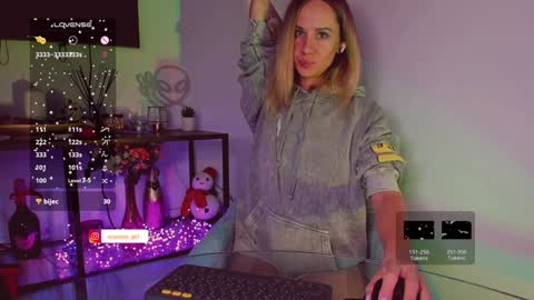 Hey my name is Kiri Kiri online show from December 13, 2024, 9:52 pm