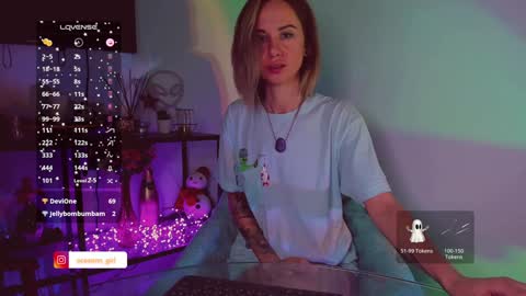 Hey my name is Kiri Kiri online show from January 11, 2025, 11:02 pm