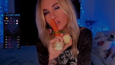 Hey my name is Kiri Kiri online show from January 12, 2025, 11:04 pm