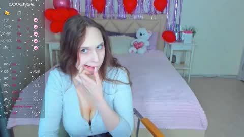 Snapshot of traneba chatting on February 13, 2025, 11:28 am Kate online show from February 13, 2025, 11:28 am