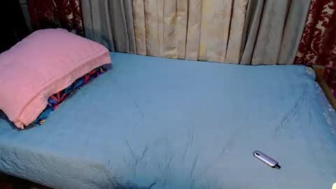 Gigi online show from April 1, 2026, 7:55 pm