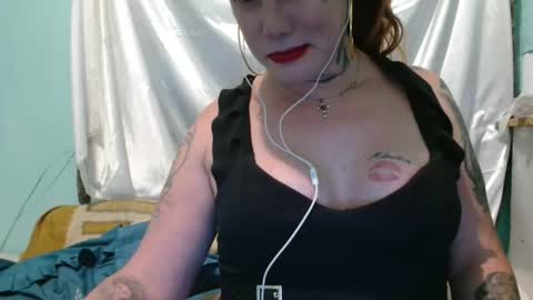 transexdotada online show from November 3, 2025, 8:48 am