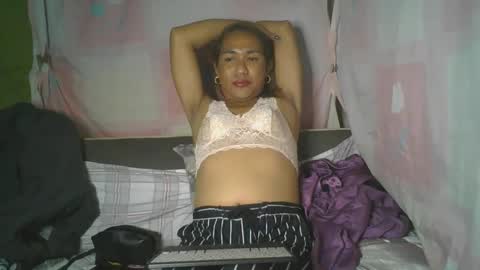 transhottie28 online show from March 2, 2025, 2:32 pm