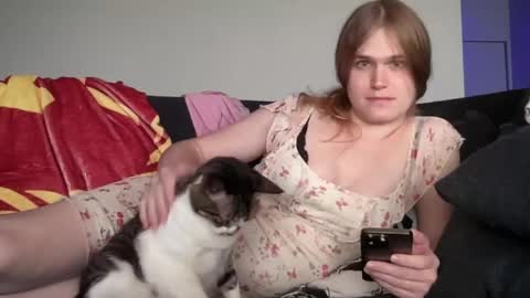 Snapshot of transinperu chatting on May 24, 2026, 6:46 pm Slavianka Azarova online show from May 24, 2026, 6:46 pm