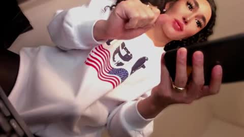 Snapshot of transnextdoor_ chatting on October 2, 2025, 9:44 pm ALMIGHTY GODDESS VALENTINA online show from October 2, 2025, 9:44 pm