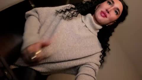 Snapshot of transnextdoor_ chatting on October 9, 2025, 9:24 pm ALMIGHTY GODDESS VALENTINA online show from October 9, 2025, 9:24 pm