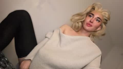 ALMIGHTY GODDESS VALENTINA online show from April 10, 2026, 5:28 pm