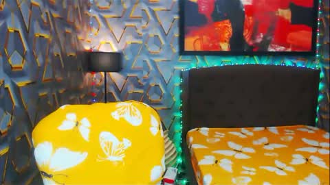 KYLIE BELLA  TS online show from January 13, 2025, 8:05 am