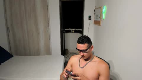 Snapshot of travis_bakerr chatting on February 17, 2026, 1:24 am travis bakerr online show from February 17, 2026, 1:24 am