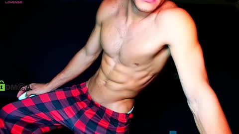 TRAVIS. online show from January 21, 2025, 1:29 am