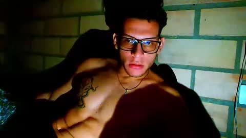 TRAVIS. online show from April 15, 2026, 4:30 am