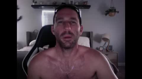 TravisKenn online show from December 31, 2024, 7:29 pm