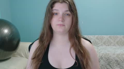 Snapshot of treejeanne chatting on June 10, 2026, 7:02 pm TreeJeanne online show from June 10, 2026, 7:02 pm