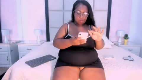 Snapshot of treisyvixen chatting on July 21, 2026, 3:20 am Treisy Vixen big ass online show from July 21, 2026, 3:20 am