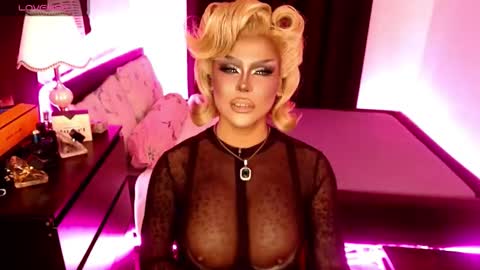 Jade online show from October 27, 2025, 8:51 am