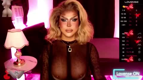 Jade online show from October 29, 2025, 10:39 am