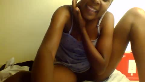 Snapshot of tresyamber chatting on June 3, 2026, 3:39 pm tresyamber online show from June 3, 2026, 3:39 pm