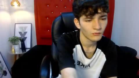 Snapshot of trevor_mob chatting on July 16, 2026, 12:55 pm trevor_mob online show from July 16, 2026, 12:55 pm