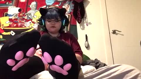 Snapshot of trhothoney chatting on February 27, 2025, 4:52 am Trixie online show from February 27, 2025, 4:52 am