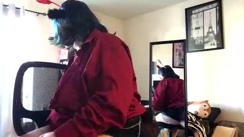Snapshot of trhothoney chatting on March 4, 2025, 10:27 pm Trixie online show from March 4, 2025, 10:27 pm