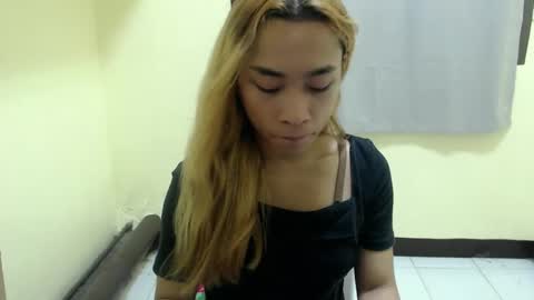 Snapshot of tricia_slut chatting on February 19, 2025, 5:27 pm tricia_slut online show from February 19, 2025, 5:27 pm