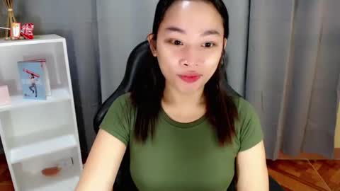 Snapshot of tricia_slut chatting on May 4, 2026, 5:36 am tricia_slut online show from May 4, 2026, 5:36 am