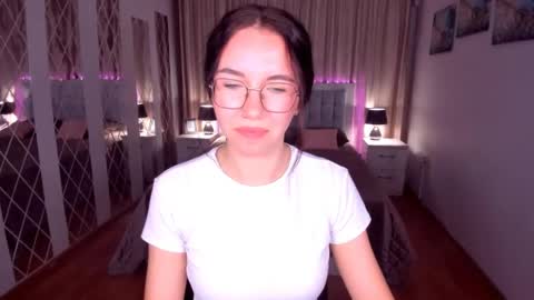 Snapshot of triciadaisy chatting on July 18, 2026, 3:22 am TriciaDaisy online show from July 18, 2026, 3:22 am