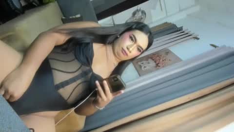 Tricxie online show from March 7, 2025, 11:49 pm