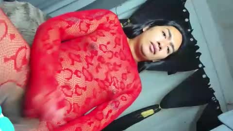 Tricxie online show from September 18, 2025, 8:33 pm