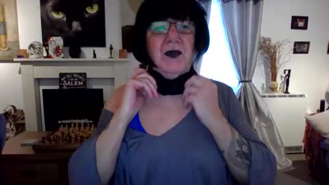 trinity1011 online show from December 1, 2025, 9:25 am