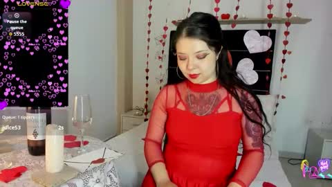 Snapshot of trinity_moss chatting on February 14, 2026, 7:43 pm Trinity online show from February 14, 2026, 7:43 pm