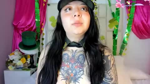 Snapshot of trinity_moss chatting on March 3, 2026, 8:48 pm Trinity online show from March 3, 2026, 8:48 pm