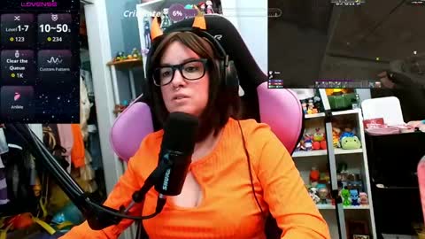 Trin Kat pet online show from April 21, 2026, 5:28 pm