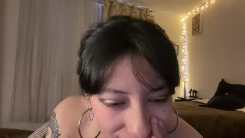 Snapshot of trinitysecrets chatting on May 15, 2026, 7:10 pm trinitysecrets online show from May 15, 2026, 7:10 pm