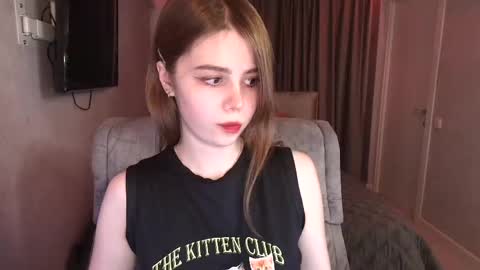 tripleprinces online show from February 24, 2025, 3:53 pm