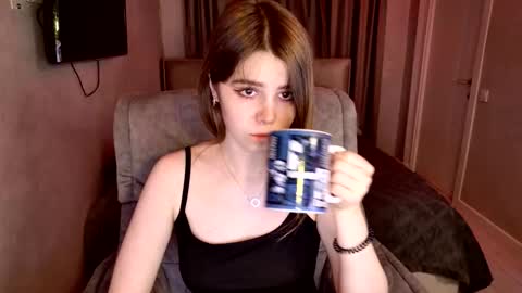 tripleprinces online show from October 23, 2025, 2:16 pm