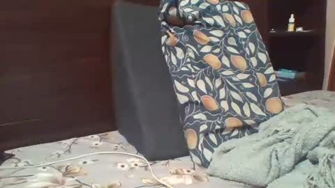 Snapshot of triplexxx007 chatting on October 17, 2025, 6:54 pm Raaz keeps ur Raaz online show from October 17, 2025, 6:54 pm