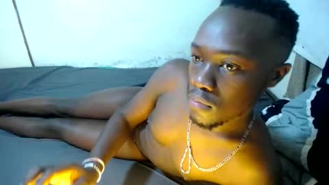 Snapshot of trisboo5 chatting on January 22, 2025, 10:26 pm Trisboo5 online show from January 22, 2025, 10:26 pm