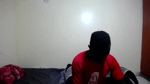 Snapshot of trisboo5 chatting on February 4, 2025, 5:23 pm Trisboo5 online show from February 4, 2025, 5:23 pm