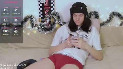 Max  online show from February 14, 2026, 8:05 pm