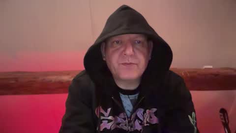 Triton online show from April 8, 2026, 2:55 am