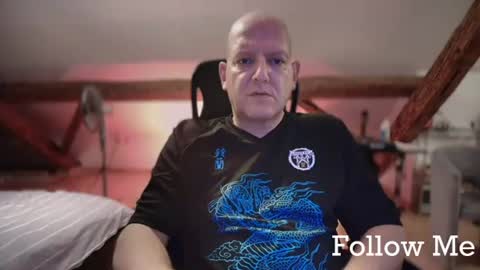 Snapshot of tritonspace chatting on July 22, 2026, 12:46 am Triton online show from July 22, 2026, 12:46 am