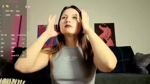 trixibell online show from October 15, 2025, 5:07 am