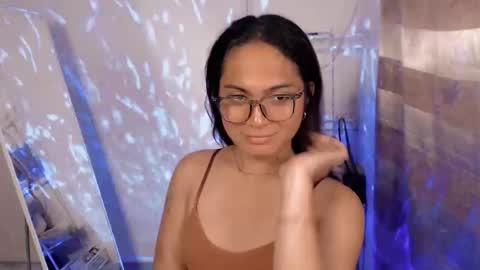 Snapshot of trixie_fuck69 chatting on May 5, 2026, 12:02 pm Trixie Love online show from May 5, 2026, 12:02 pm