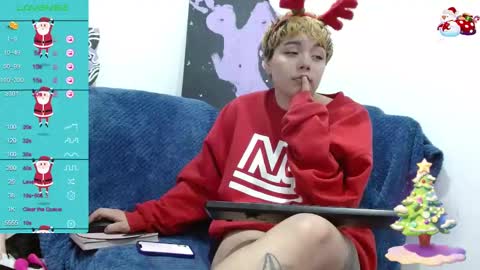 Kitty online show from December 24, 2024, 3:38 am