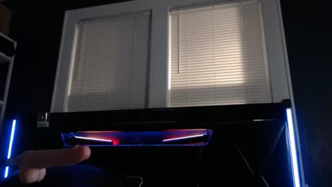 Snapshot of trmdstrong chatting on October 20, 2025, 4:35 am Trmdstrong online show from October 20, 2025, 4:35 am