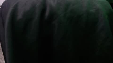 Snapshot of trmdstrong chatting on December 4, 2025, 2:54 am Trmdstrong online show from December 4, 2025, 2:54 am